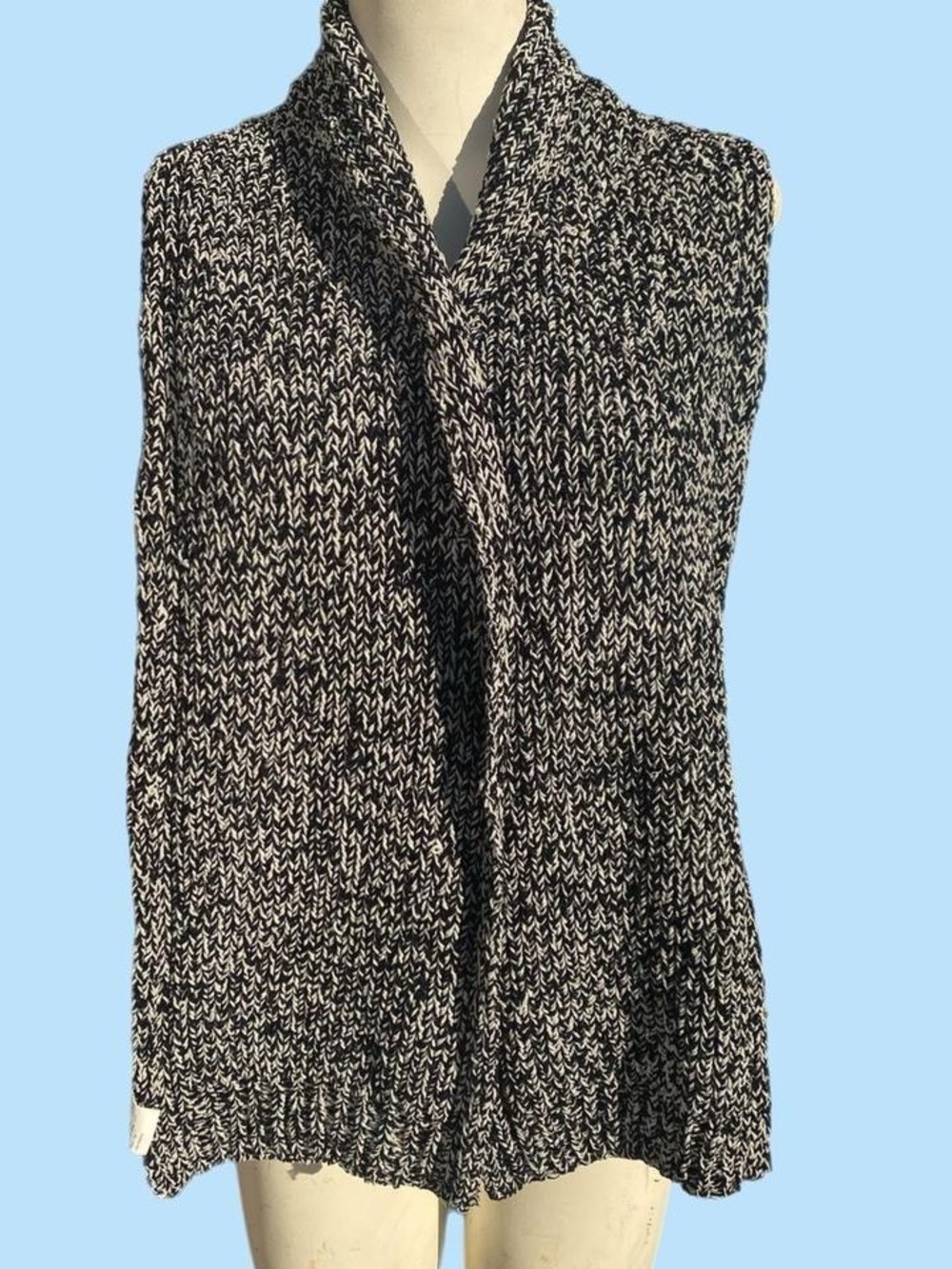 Black and White Knit thick scarf Wrap